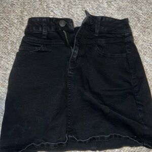 So, denim skirt, black